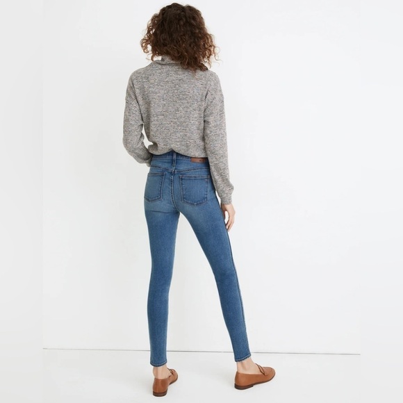 Madewell 10" High-Rise Skinny Jeans in Dewitt Wash - size 27 - Picture 2 of 9